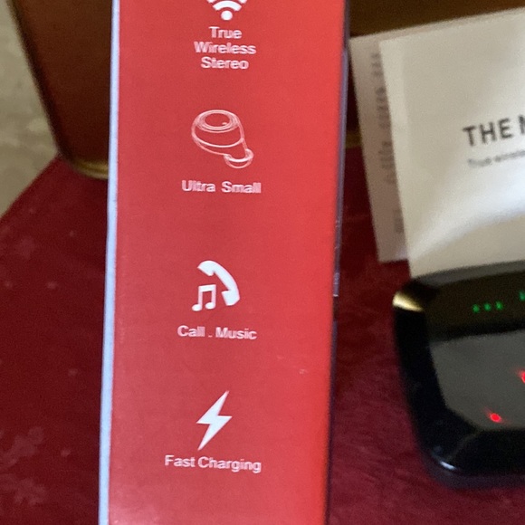 Ear Pods by BT WIRELESS V5.1 TRUE WIRELESS HEADSET-NWOT - Picture 5 of 5